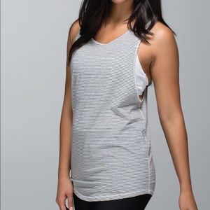 lululemon Ravi Tank grey strip size 8
